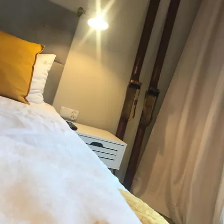 Ii Mecenasowka * Ζακοπάνε